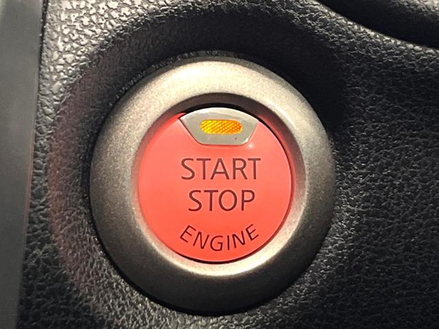 ノート Ｘ　ＳＤナビ　禁煙車　スマートキー　ＣＤ　ＤＶＤ再生　フルセグ　アイドリングストップ　シートリフター　電動格納ドアミラー（34枚目）