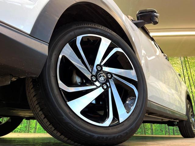 ライズ Ｚ　純正９型ナビ　衝突被害軽減システム　レーダークルーズ　禁煙車　Ｂｌｕｅｔｏｏｔｈ再生　フルセグＴＶ　ドラレコ　ＥＴＣ　ＬＥＤヘッド＆フォグライト　純正１７インチアルミ　前席シートヒーター（14枚目）