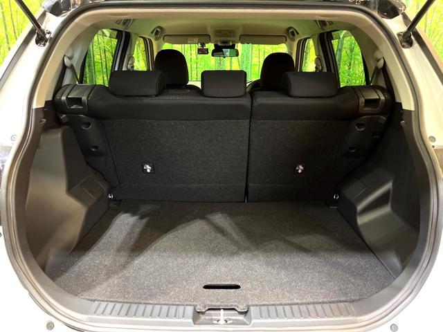 ライズ Ｚ　純正９型ナビ　衝突被害軽減システム　レーダークルーズ　禁煙車　Ｂｌｕｅｔｏｏｔｈ再生　フルセグＴＶ　ドラレコ　ＥＴＣ　ＬＥＤヘッド＆フォグライト　純正１７インチアルミ　前席シートヒーター（27枚目）