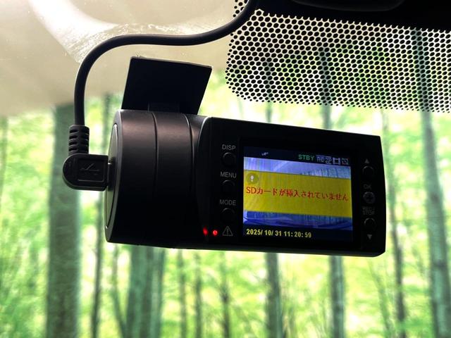 ＣＴ ＣＴ２００ｈ　クリエイティブ　テキスタイルインテリア　純正ＨＤＤナビ　バックカメラ　メモリーシート　禁煙車　合皮シート　ドラレコ　コーナーセンサー　スマートキー　ＬＥＤヘッド　ビルトインＥＴＣ　クルコン　オートライト　デュアルエアコン（5枚目）