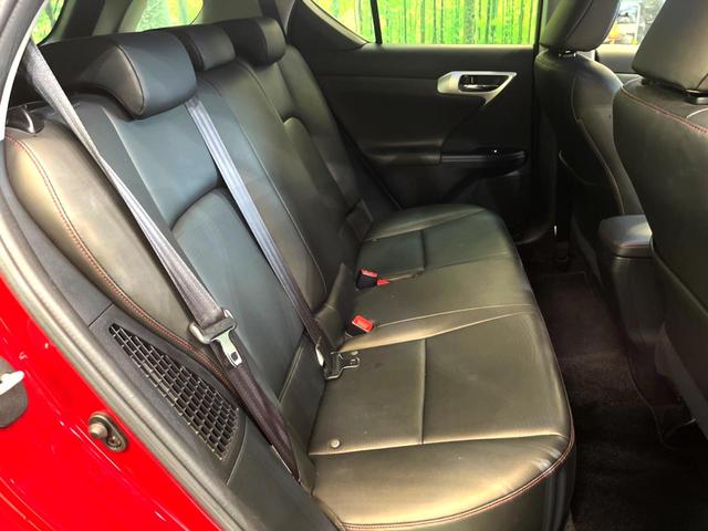 ＣＴ ＣＴ２００ｈ　クリエイティブ　テキスタイルインテリア　純正ＨＤＤナビ　バックカメラ　メモリーシート　禁煙車　合皮シート　ドラレコ　コーナーセンサー　スマートキー　ＬＥＤヘッド　ビルトインＥＴＣ　クルコン　オートライト　デュアルエアコン（10枚目）