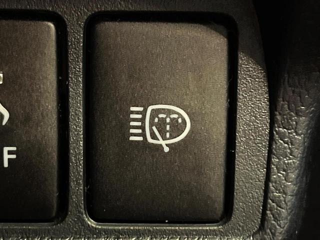 ＣＴ ＣＴ２００ｈ　クリエイティブ　テキスタイルインテリア　純正ＨＤＤナビ　バックカメラ　メモリーシート　禁煙車　合皮シート　ドラレコ　コーナーセンサー　スマートキー　ＬＥＤヘッド　ビルトインＥＴＣ　クルコン　オートライト　デュアルエアコン（33枚目）