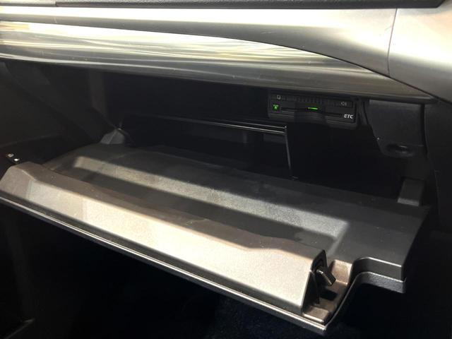 ＣＴ ＣＴ２００ｈ　クリエイティブ　テキスタイルインテリア　純正ＨＤＤナビ　バックカメラ　メモリーシート　禁煙車　合皮シート　ドラレコ　コーナーセンサー　スマートキー　ＬＥＤヘッド　ビルトインＥＴＣ　クルコン　オートライト　デュアルエアコン（50枚目）