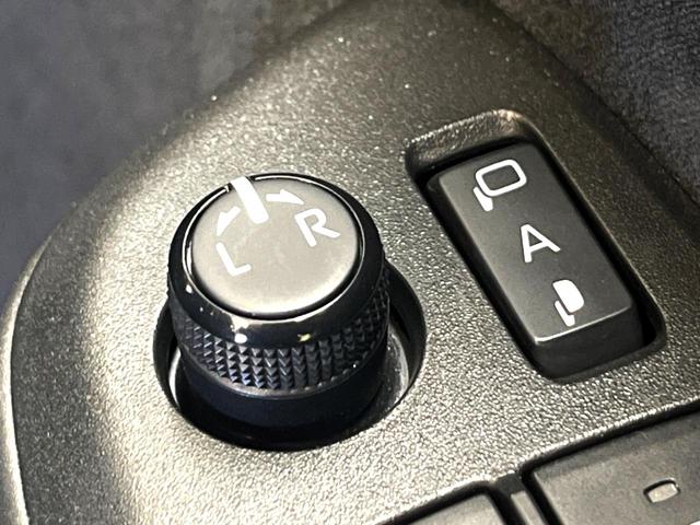 ヤリス X 純正ナビ バックカメラ 衝突被害軽減システム 禁煙車 コーナーセンサー ビルトインETC オートハイビーム 車線逸脱警報 オートライト Bluetooth 電動格納ミラー トラクションコントロール(33枚目)