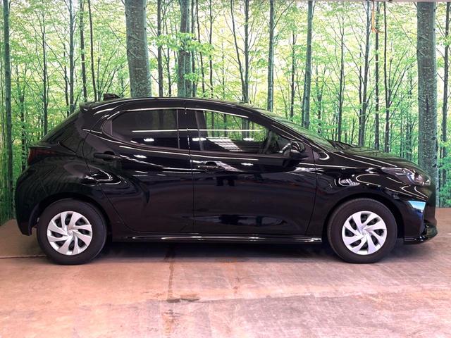 ヤリス X 純正ナビ バックカメラ 衝突被害軽減システム 禁煙車 コーナーセンサー ビルトインETC オートハイビーム 車線逸脱警報 オートライト Bluetooth 電動格納ミラー トラクションコントロール(55枚目)