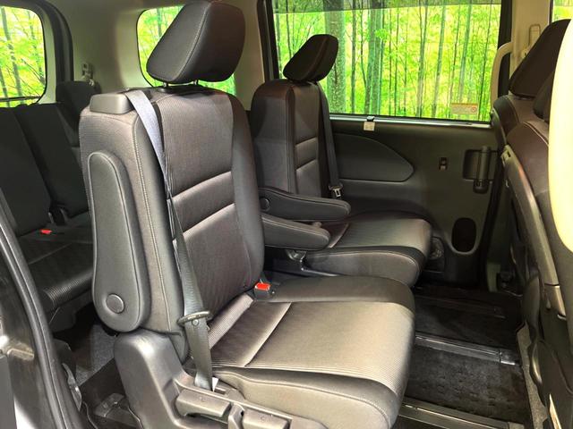 セレナ e-パワー ハイウェイスターV 両側電動ドア 純正10型ナビ 全周囲カメラ 衝突被害軽減システム プロパイロット 禁煙車 デジタルインナーミラー ドラレコ コーナーセンサー LEDヘッド ETC オートハイビーム オートライト(11枚目)