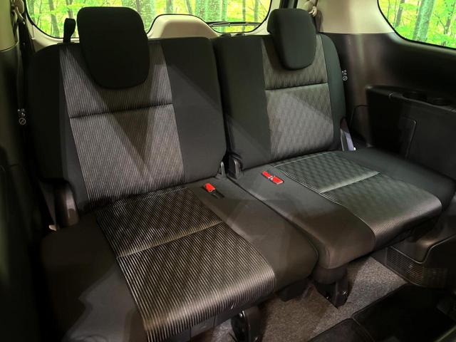 セレナ e-パワー ハイウェイスターV 両側電動ドア 純正10型ナビ 全周囲カメラ 衝突被害軽減システム プロパイロット 禁煙車 デジタルインナーミラー ドラレコ コーナーセンサー LEDヘッド ETC オートハイビーム オートライト(12枚目)