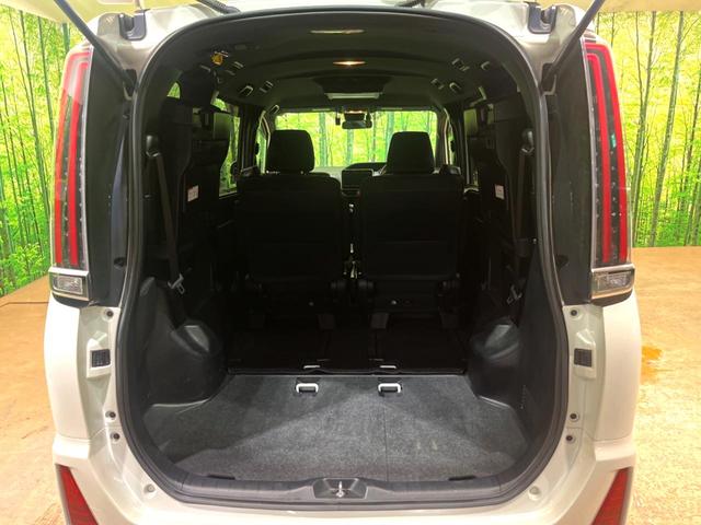 ノア ハイブリッドSi 両側電動スライドドア 純正9型ナビ 純正後席モニター バックカメラ 衝突被害軽減システム 禁煙車 ドラレコ スマートキー LEDヘッド ETC クルコン オートハイビーム オートライト(29枚目)