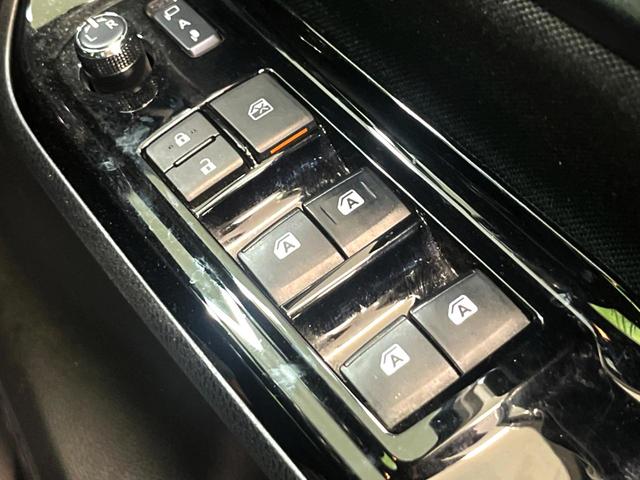 ノア ハイブリッドSi 両側電動スライドドア 純正9型ナビ 純正後席モニター バックカメラ 衝突被害軽減システム 禁煙車 ドラレコ スマートキー LEDヘッド ETC クルコン オートハイビーム オートライト(32枚目)
