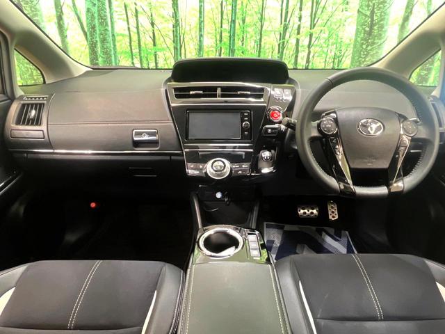 プリウスアルファ Sツーリングセレクション・G’s 純正SDナビ バックカメラ フルセグTV 専用ハーフレザーシート LEDヘッドライト 本革巻きステアリング ETC スマートキー 禁煙車 純正18インチAW ドライブレコーダー(2枚目)