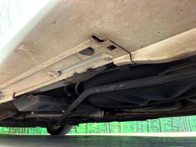 プリウスアルファ Sツーリングセレクション・G’s 純正SDナビ バックカメラ フルセグTV 専用ハーフレザーシート LEDヘッドライト 本革巻きステアリング ETC スマートキー 禁煙車 純正18インチAW ドライブレコーダー(24枚目)