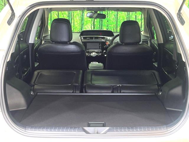 プリウスアルファ Sツーリングセレクション・G’s 純正SDナビ バックカメラ フルセグTV 専用ハーフレザーシート LEDヘッドライト 本革巻きステアリング ETC スマートキー 禁煙車 純正18インチAW ドライブレコーダー(33枚目)