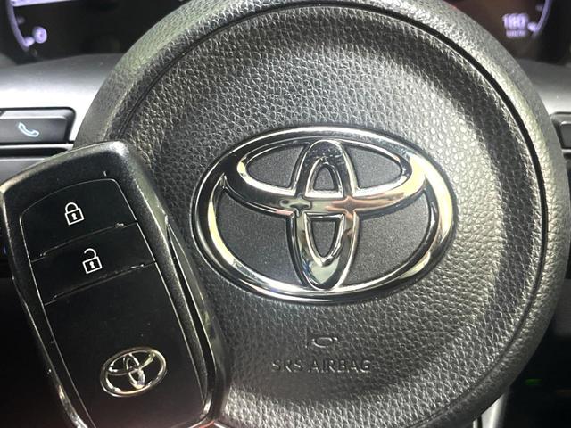 ヤリス Ｘ　純正ディスプレイオーディオナビキット付き　バックカメラ　衝突被害軽減システム　禁煙車　ＡｐｐｌｅＣａｒＰｌａｙ　スマートキー　ＥＴＣ　オートライト　Ｂｌｕｅｔｏｏｔｈ　クリアランスソナー（8枚目）