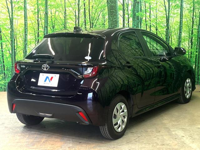 ヤリス Ｘ　純正ディスプレイオーディオナビキット付き　バックカメラ　衝突被害軽減システム　禁煙車　ＡｐｐｌｅＣａｒＰｌａｙ　スマートキー　ＥＴＣ　オートライト　Ｂｌｕｅｔｏｏｔｈ　クリアランスソナー（18枚目）