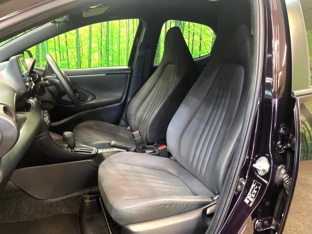 ヤリス Ｘ　純正ディスプレイオーディオナビキット付き　バックカメラ　衝突被害軽減システム　禁煙車　ＡｐｐｌｅＣａｒＰｌａｙ　スマートキー　ＥＴＣ　オートライト　Ｂｌｕｅｔｏｏｔｈ　クリアランスソナー（25枚目）