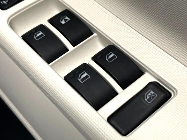 ムーヴキャンバス ストライプスX 純正9型ディスプレイオーディオ 衝突被害軽減システム 両側電動スライドドア バックカメラ 置くだけ充電 HDMI入力 Bluetooth AppleCarPlay 禁煙車 フルセグ コーナーセンサー(30枚目)