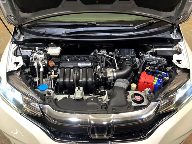 親切・丁寧な専門メカニックスタッフが応対！・車検・点検整備・事故等の修理などアフターサービスも安心。お車のカスタマイズもネクステージのサービススタッフまでご相談ください！