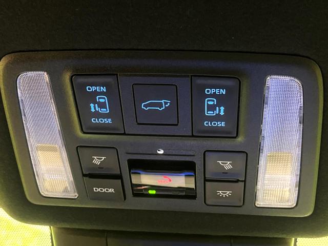 ノア ハイブリッドＳ－Ｚ　快適利便ＰＫＧ　１０．５型ナビ　全周囲カメラ　後席モニター　ユニバーサルステップ　三眼ＬＥＤヘッドライト　両側電動スライドドア　ドライバーモニター　パワーバックドア　シートヒーター（5枚目）