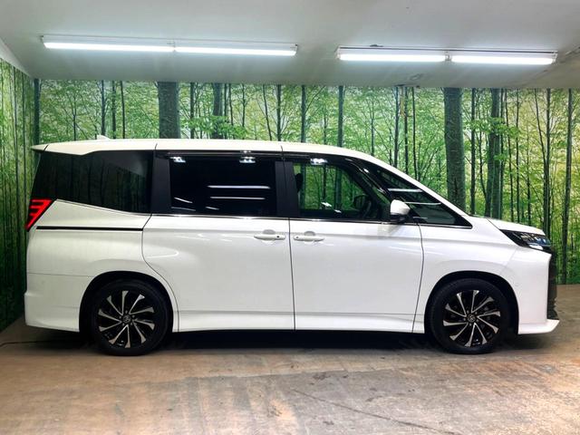 ノア ハイブリッドＳ－Ｚ　快適利便ＰＫＧ　１０．５型ナビ　全周囲カメラ　後席モニター　ユニバーサルステップ　三眼ＬＥＤヘッドライト　両側電動スライドドア　ドライバーモニター　パワーバックドア　シートヒーター（31枚目）
