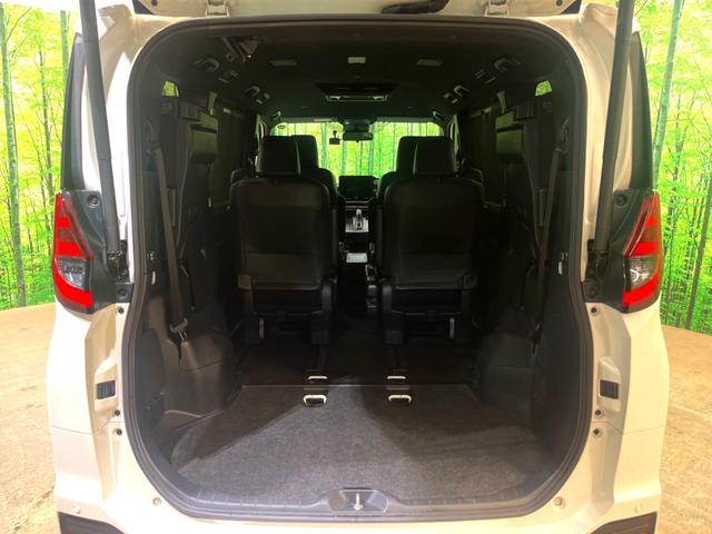 ノア ハイブリッドＳ－Ｚ　快適利便ＰＫＧ　１０．５型ナビ　全周囲カメラ　後席モニター　ユニバーサルステップ　三眼ＬＥＤヘッドライト　両側電動スライドドア　ドライバーモニター　パワーバックドア　シートヒーター（44枚目）