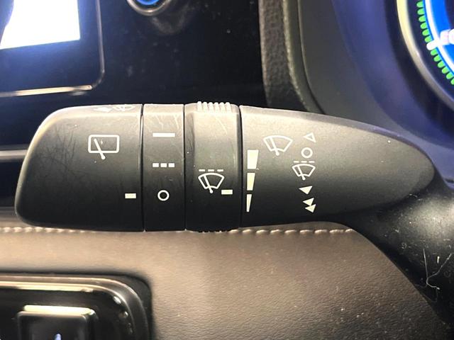 ノア ハイブリッドＳ－Ｚ　快適利便ＰＫＧ　１０．５型ナビ　全周囲カメラ　後席モニター　ユニバーサルステップ　三眼ＬＥＤヘッドライト　両側電動スライドドア　ドライバーモニター　パワーバックドア　シートヒーター（64枚目）