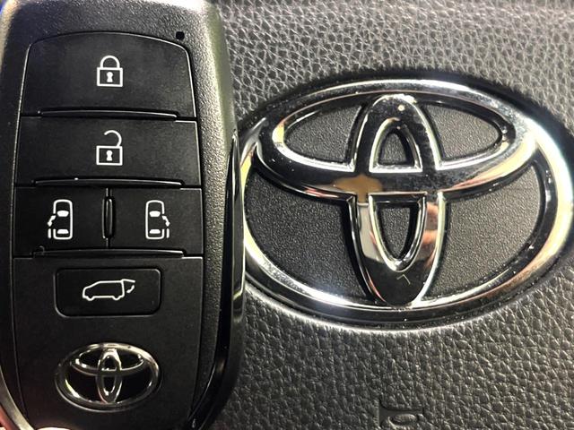 ノア ハイブリッドＳ－Ｚ　快適利便ＰＫＧ　１０．５型ナビ　全周囲カメラ　後席モニター　ユニバーサルステップ　三眼ＬＥＤヘッドライト　両側電動スライドドア　ドライバーモニター　パワーバックドア　シートヒーター（67枚目）