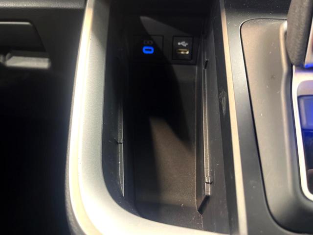 ノア ハイブリッドＳ－Ｚ　快適利便ＰＫＧ　１０．５型ナビ　全周囲カメラ　後席モニター　ユニバーサルステップ　三眼ＬＥＤヘッドライト　両側電動スライドドア　ドライバーモニター　パワーバックドア　シートヒーター（76枚目）