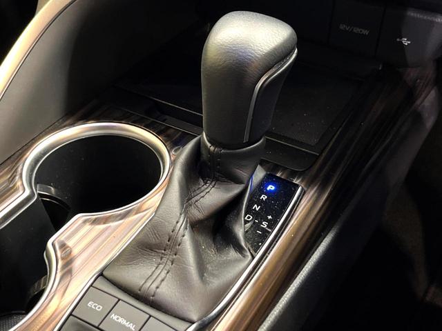 カムリ Ｇ　純正８型ＤＡナビ付　トヨタセーフティセンス　ＨＵＤ　クリアランスソナー　ＢＳＭ　パワーシート　ＬＥＤヘッドライト　レーダークルーズコントロール　衝突軽減　車線逸脱防止　バックカメラ　ＥＴＣ　禁煙車（43枚目）