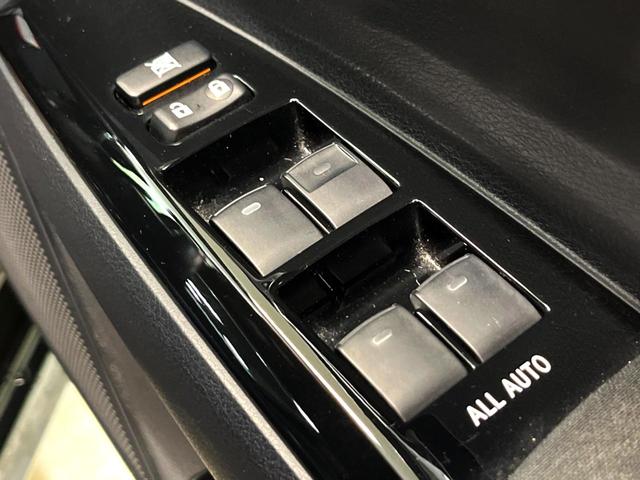 カローラフィールダー 1.5G ダブルバイビー 純正ナビ バックカメラ ETC 禁煙車 トヨタセーフティセンス 衝突軽減 車線逸脱防止 クリアランスソナー オートハイビーム スマートキー LEDヘッドライト スマートキー(28枚目)