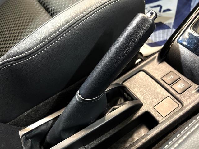 カローラフィールダー 1.5G ダブルバイビー 純正ナビ バックカメラ ETC 禁煙車 トヨタセーフティセンス 衝突軽減 車線逸脱防止 クリアランスソナー オートハイビーム スマートキー LEDヘッドライト スマートキー(40枚目)