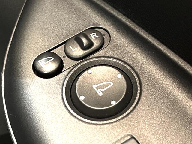 フィットハイブリッド Ｌパッケージ　純正ナビ　バックカメラ　衝突被害軽減システム　禁煙車　ハーフレザーシート　ドラレコ　スマートキー　ＬＥＤヘッド　ビルトインＥＴＣ　クルコン　オートライト　オートエアコン　Ｂｌｕｅｔｏｏｔｈ　ＣＤ（27枚目）