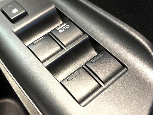 フィットハイブリッド Ｌパッケージ　純正ナビ　バックカメラ　衝突被害軽減システム　禁煙車　ハーフレザーシート　ドラレコ　スマートキー　ＬＥＤヘッド　ビルトインＥＴＣ　クルコン　オートライト　オートエアコン　Ｂｌｕｅｔｏｏｔｈ　ＣＤ（34枚目）