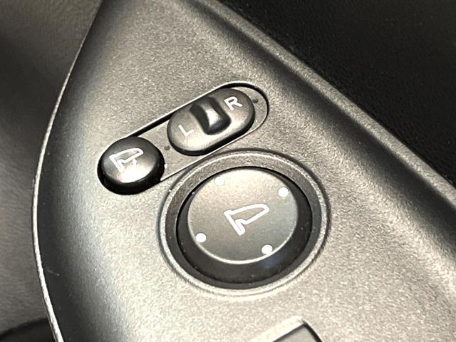 フィットハイブリッド Ｌパッケージ　純正ナビ　バックカメラ　衝突被害軽減システム　禁煙車　ハーフレザーシート　ドラレコ　スマートキー　ＬＥＤヘッド　ビルトインＥＴＣ　クルコン　オートライト　オートエアコン　Ｂｌｕｅｔｏｏｔｈ　ＣＤ（35枚目）