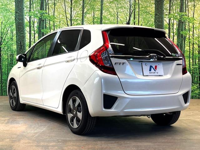 フィットハイブリッド Ｌパッケージ　純正ナビ　バックカメラ　衝突被害軽減システム　禁煙車　ハーフレザーシート　ドラレコ　スマートキー　ＬＥＤヘッド　ビルトインＥＴＣ　クルコン　オートライト　オートエアコン　Ｂｌｕｅｔｏｏｔｈ　ＣＤ（56枚目）