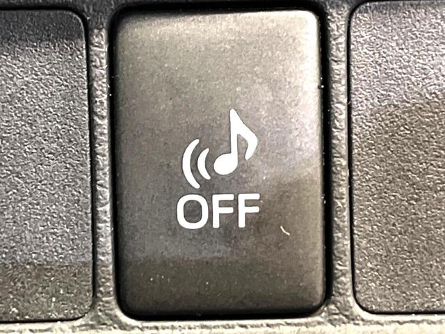 カムリ ハイブリッド　レザーパッケージ　純正ＨＤＤナビ　バックカメラ　黒本革シート　純正ＥＴＣ　シートヒーター　クルーズコントロール　スマートキー　ＨＩＤヘッドライト　ウッドコンビステアリング　フルセグＴＶ　オートライト（33枚目）