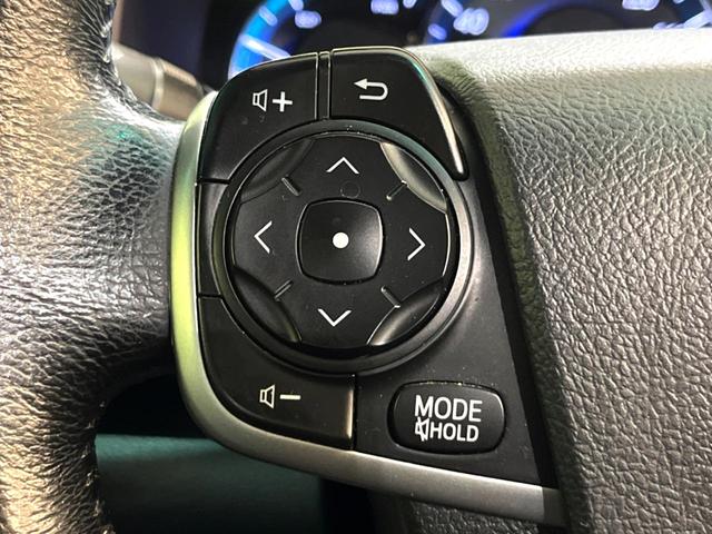 カムリ ハイブリッド　レザーパッケージ　純正ＨＤＤナビ　バックカメラ　黒本革シート　純正ＥＴＣ　シートヒーター　クルーズコントロール　スマートキー　ＨＩＤヘッドライト　ウッドコンビステアリング　フルセグＴＶ　オートライト（38枚目）