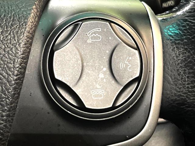 カムリ ハイブリッド　レザーパッケージ　純正ＨＤＤナビ　バックカメラ　黒本革シート　純正ＥＴＣ　シートヒーター　クルーズコントロール　スマートキー　ＨＩＤヘッドライト　ウッドコンビステアリング　フルセグＴＶ　オートライト（39枚目）