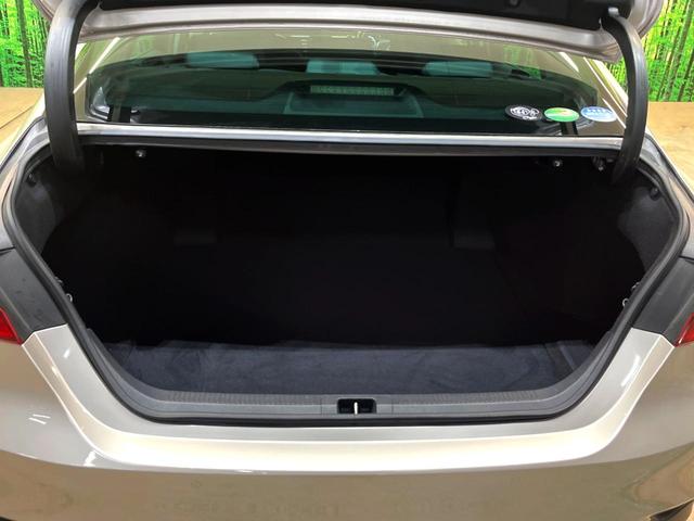 カムリ Ｇ　純正ＤＡナビ付　バックカメラ　ＥＴＣ　トヨタセーフティセンス　レーダークルーズコントロール　衝突軽減　車線逸脱防止　オートハイビーム　ＬＥＤヘッドライト　スマートキー　パワーシート（13枚目）