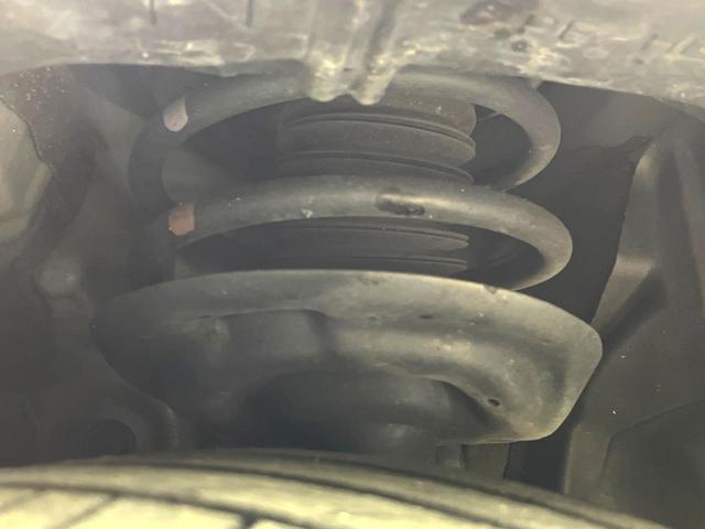 カムリ Ｇ　純正ＤＡナビ付　バックカメラ　ＥＴＣ　トヨタセーフティセンス　レーダークルーズコントロール　衝突軽減　車線逸脱防止　オートハイビーム　ＬＥＤヘッドライト　スマートキー　パワーシート（18枚目）