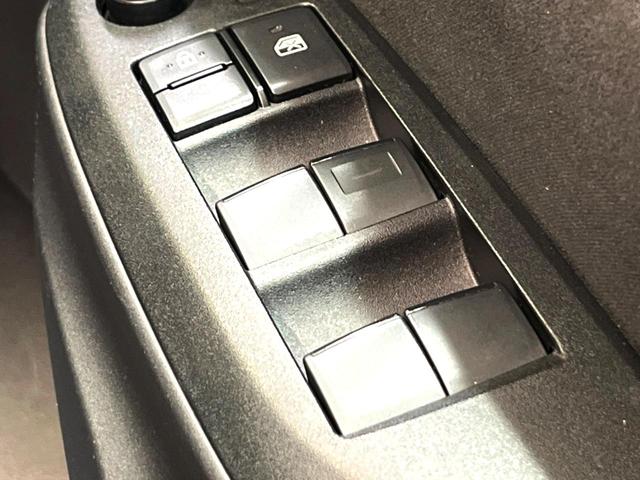 ヤリスクロス G 純正8型ナビ 全周囲カメラ 衝突被害軽減システム レーダークルーズ 禁煙車 コーナーセンサー スマートキー LEDヘッド ETC 純正16インチアルミ オートハイビーム オートライト オートエアコン(33枚目)