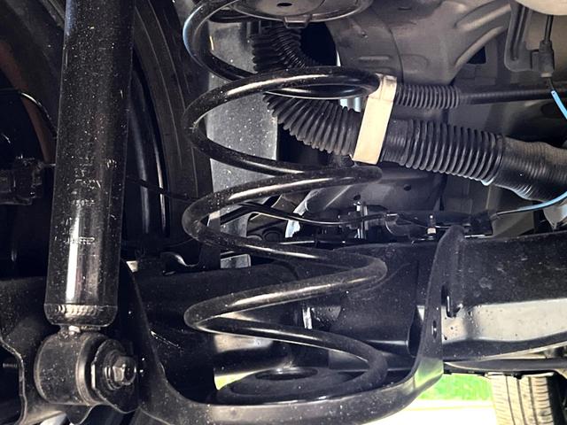 ヤリス X 純正ナビ付DA バックカメラ 衝突被害軽減システム 禁煙車 Bluetooth AppleCarPlay ドラレコ スマートキー ETC オートハイビーム 車線逸脱警報(21枚目)