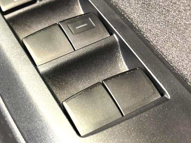 ヤリス X 純正ナビ付DA バックカメラ 衝突被害軽減システム 禁煙車 Bluetooth AppleCarPlay ドラレコ スマートキー ETC オートハイビーム 車線逸脱警報(30枚目)