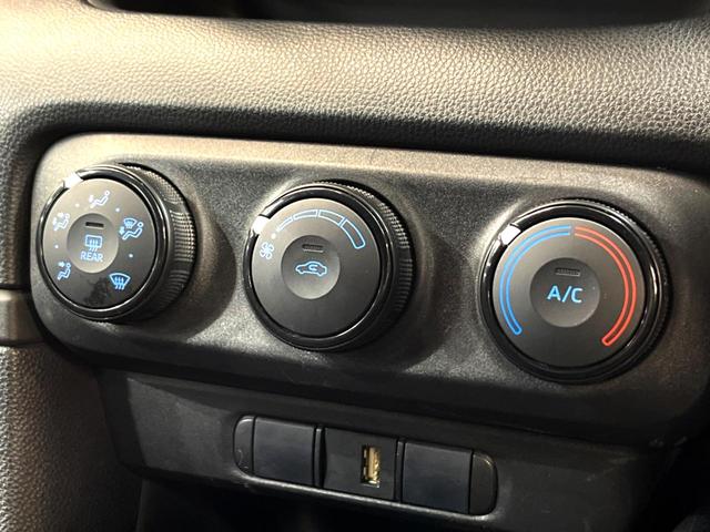 ヤリス X 純正ナビ付DA バックカメラ 衝突被害軽減システム 禁煙車 Bluetooth AppleCarPlay ドラレコ スマートキー ETC オートハイビーム 車線逸脱警報(43枚目)