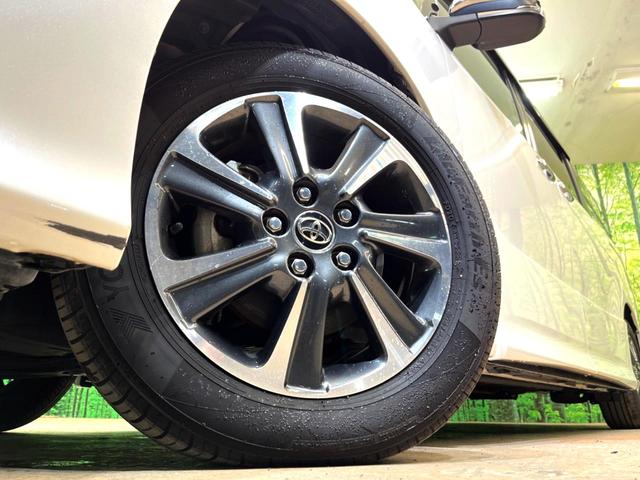 ヴォクシー ZS 煌 純正10型ナビ 後席モニター 両側電動スライド トヨタセーフティセンス クルーズコントロール 衝突軽減 車線逸脱防止 クリアランスソナー バックカメラ ETC LEDヘッドライト 本革巻きステアリング(16枚目)