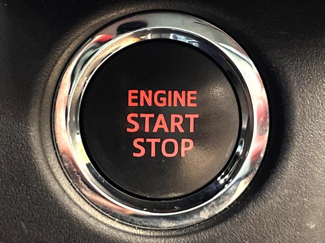 ヴォクシー ZS 煌 純正10型ナビ 後席モニター 両側電動スライド トヨタセーフティセンス クルーズコントロール 衝突軽減 車線逸脱防止 クリアランスソナー バックカメラ ETC LEDヘッドライト 本革巻きステアリング(35枚目)