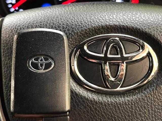 ヴォクシー ZS 煌 純正10型ナビ 後席モニター 両側電動スライド トヨタセーフティセンス クルーズコントロール 衝突軽減 車線逸脱防止 クリアランスソナー バックカメラ ETC LEDヘッドライト 本革巻きステアリング(53枚目)