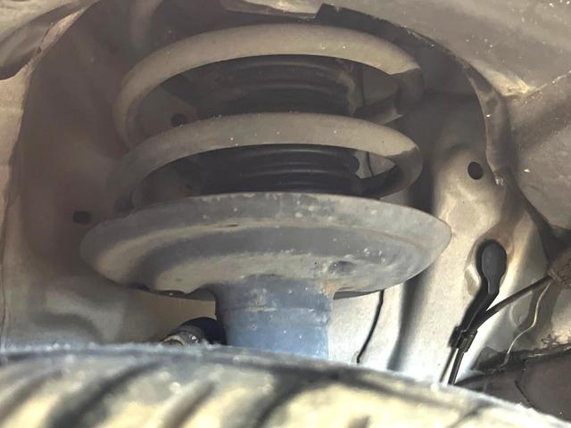 アクア S SDナビ 禁煙車 スマートキー ETC オートライト オートエアコン Bluetooth CD DVD再生 フルセグ 電動格納ミラー トラクションコントロール 盗難防止装置(20枚目)