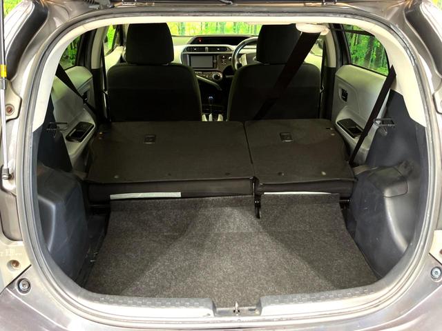 アクア S SDナビ 禁煙車 スマートキー ETC オートライト オートエアコン Bluetooth CD DVD再生 フルセグ 電動格納ミラー トラクションコントロール 盗難防止装置(27枚目)