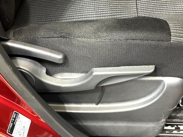 ムーヴ Xリミテッド SAIII 純正SDナビ バックカメラ 衝突軽減 オートハイビーム クリアランスソナー シートヒーター スマートキー 禁煙車 オートライト 電動格納ミラー フルセグTV Bluetooth接続可(30枚目)