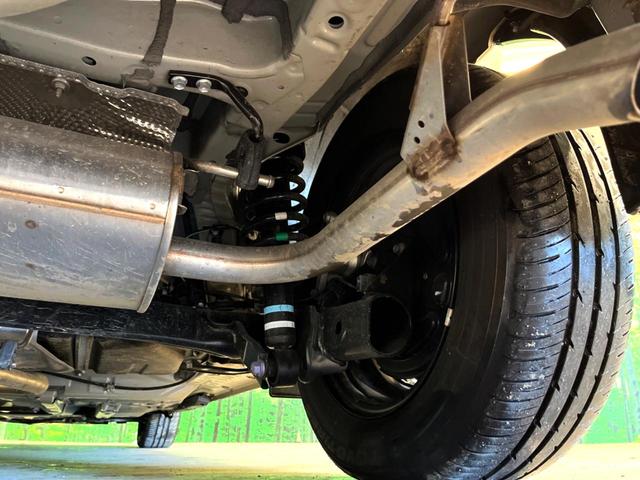 シエンタ ハイブリッドＺ　純正１０．５型ディスプレイオーディオ　両側電動ドア　全周囲カメラ　衝突被害軽減システム　レーダークルーズ　フルセグ　禁煙車　コーナーセンサー　ＬＥＤヘッド　ＥＴＣ２．０　オートハイビーム　車線逸脱警報（25枚目）